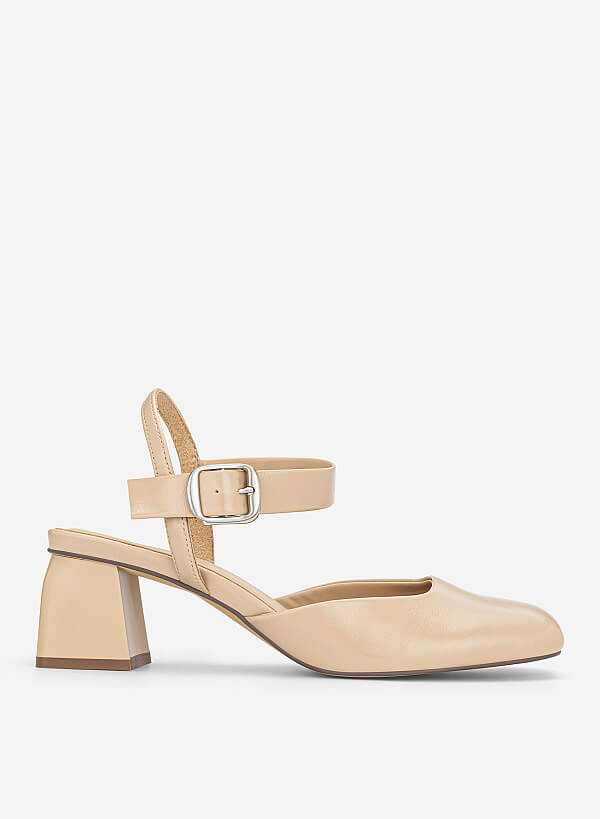 Giày bít mũi block heel phối khóa trang trí