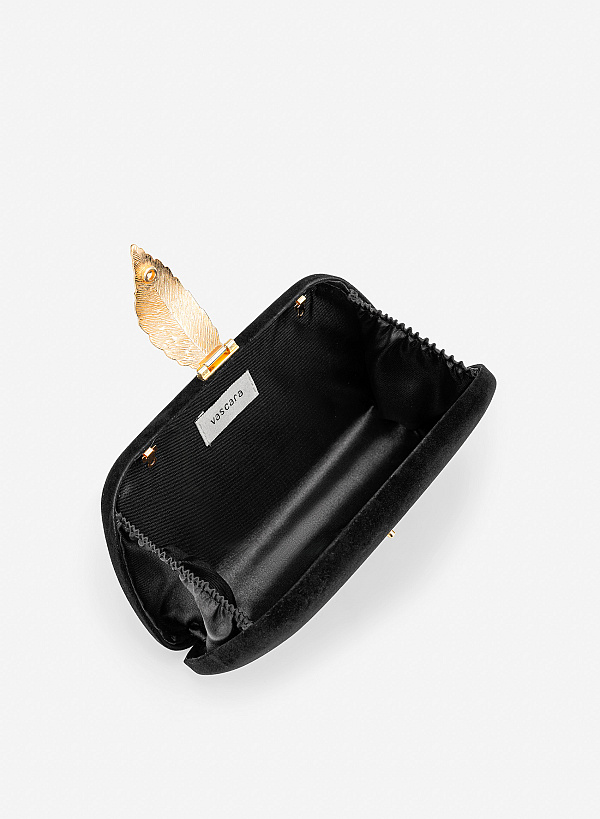 Clutch cầm tay nhấn khóa lá sang trọng - CLU 0149 - Màu đen - VASCARA