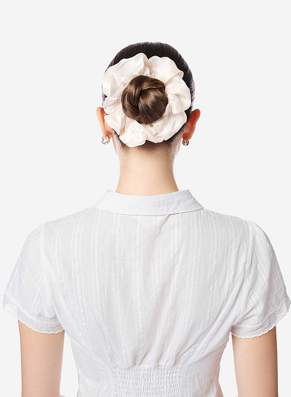 Scrunchie họa tiết chấm bạc lấp lánh