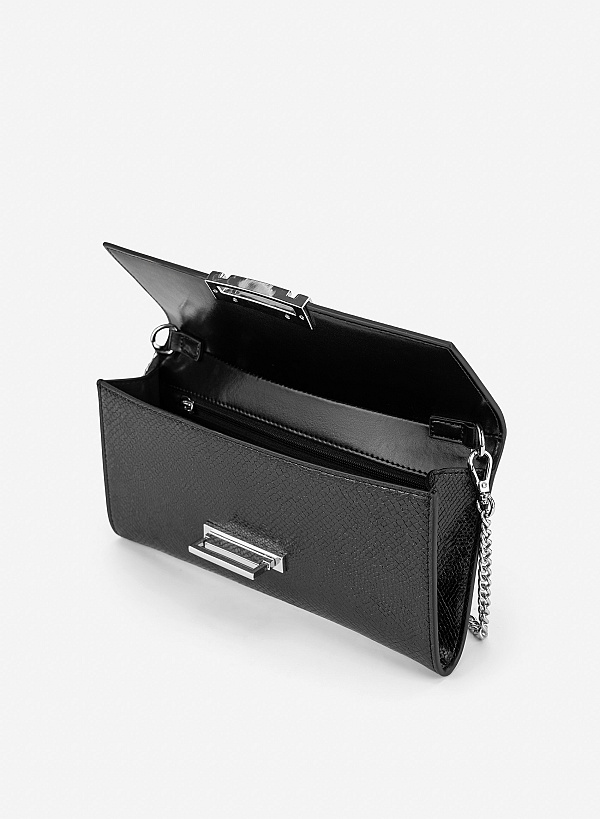 Clutch họa tiết nhấn khoá sang trọng - CLU 0145 - Màu đen - VASCARA