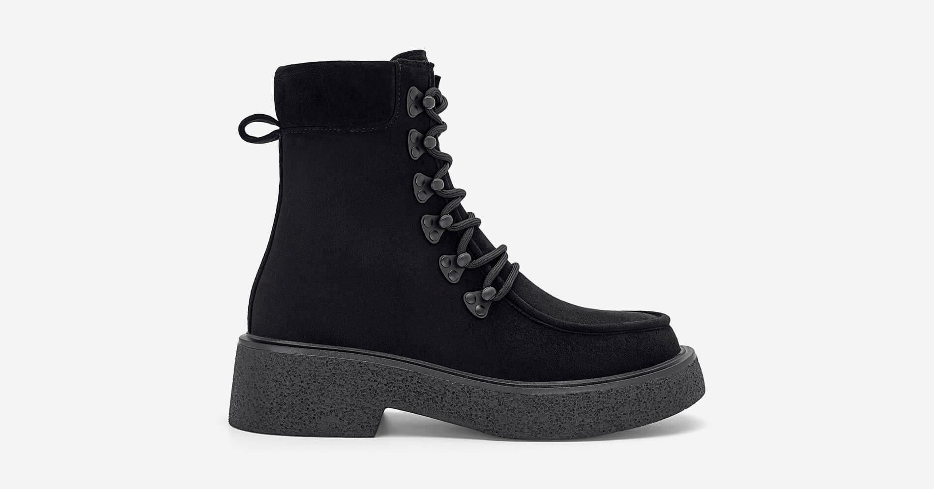Giày boots buộc dây đế chunky - BOT 0947 - Màu đen | Giày boot nữ | VASCARA